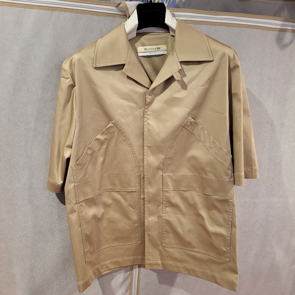 1017 ALYX 9SM Curved-Pocket Short Sleeve Shirt
